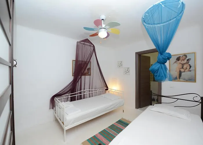 Seaview Oasis With Pool & Hot Tub Dom wakacyjny Merchia Beach